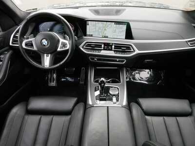 2022 BMW X7, $0. Photo 10