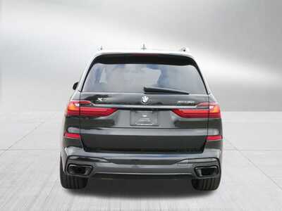 2022 BMW X7, $0. Photo 6