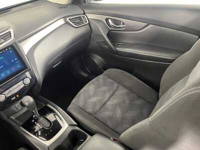 2015 Nissan Rogue, $10000. Photo 11