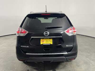 2015 Nissan Rogue, $10000. Photo 6
