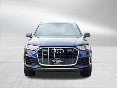 2022 Audi Q7, $36998. Photo 2