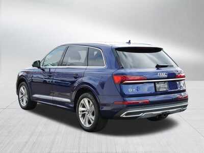 2022 Audi Q7, $36998. Photo 5