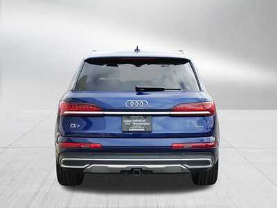 2022 Audi Q7, $36998. Photo 6