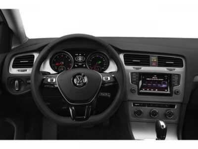 2015 Volkswagen Golf, $9498. Photo 10