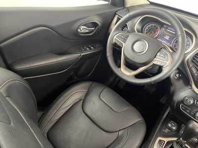 2016 Jeep Cherokee, $10000. Photo 9