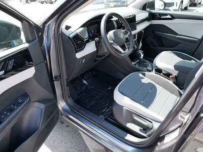 2025 Volkswagen Taos, $29441. Photo 4