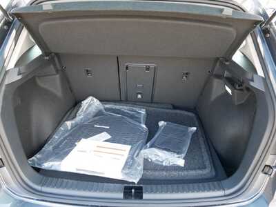 2025 Volkswagen Taos, $29441. Photo 6