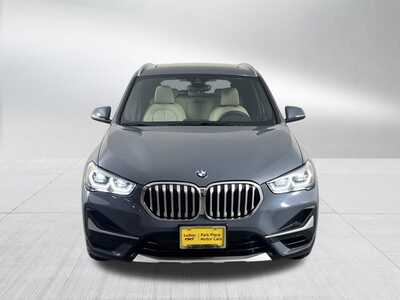 2021 BMW X1, $25000. Photo 4