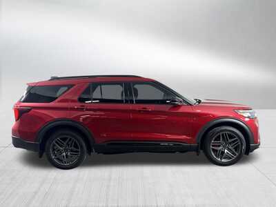 2025 Ford Explorer, $0. Photo 8