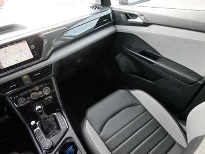 2023 Volkswagen Taos, $0. Photo 11