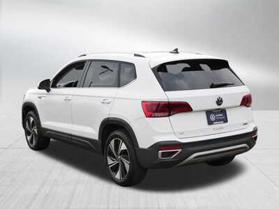 2024 Volkswagen Taos, $25000. Photo 5