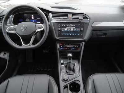 2022 Volkswagen Tiguan, $0. Photo 10