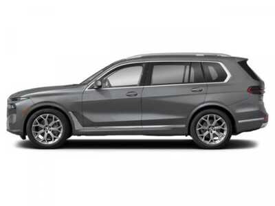 2026 BMW X7, $97350. Photo 3