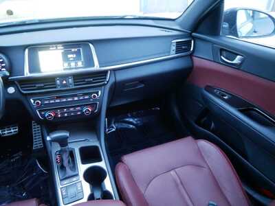 2017 Kia Optima, $13498. Photo 11