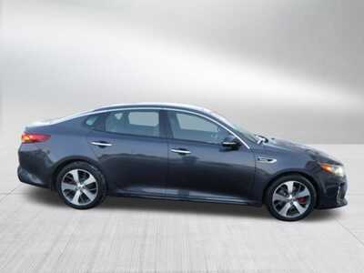 2017 Kia Optima, $13498. Photo 8