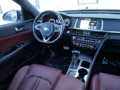 2017 Kia Optima, $13498. Photo 9