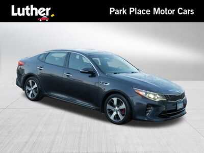 2017 Kia Optima, $13498. Photo 1