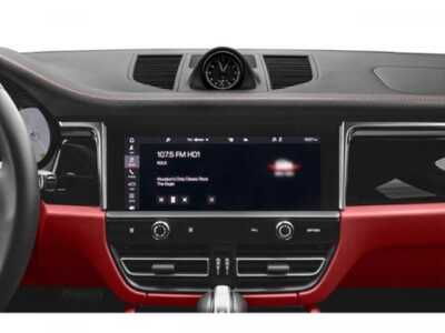 2023 Porsche Macan, $0. Photo 10