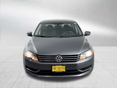 2015 Volkswagen Passat, $0. Photo 2