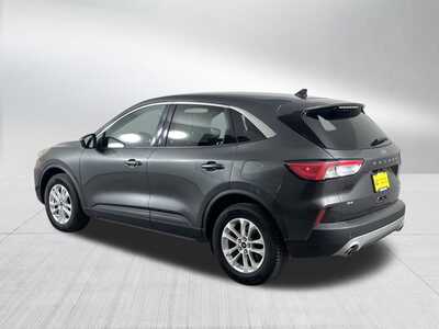 2020 Ford Escape, $12998. Photo 5