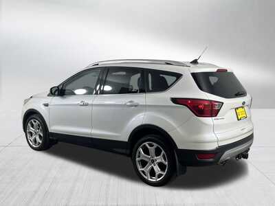 2019 Ford Escape, $18998. Photo 5