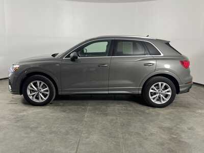 2021 Audi Q3, $0. Photo 4
