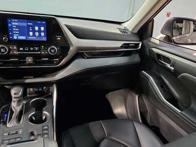 2024 Toyota Highlander, $0. Photo 11