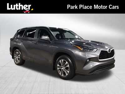 2024 Toyota Highlander, $0. Photo 1