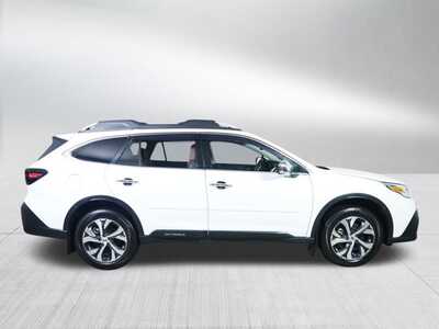 2022 Subaru Outback, $0. Photo 8