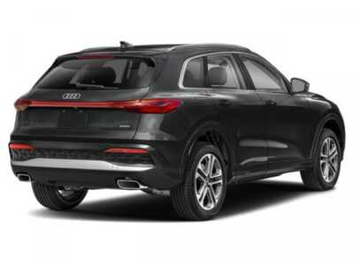 2025 Audi Q5, $0. Photo 2