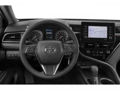 2021 Toyota Camry, $20000. Photo 10