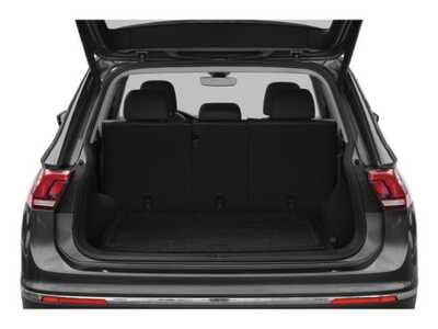 2019 Volkswagen Tiguan, $17998. Photo 11