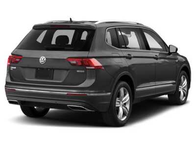 2019 Volkswagen Tiguan, $17998. Photo 2