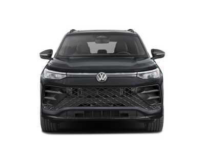 2026 Volkswagen Tiguan, $39476. Photo 7