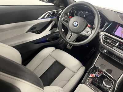 2022 BMW M4, $70350. Photo 9