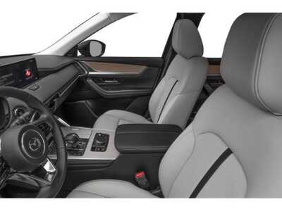 2025 Mazda CX-90, $0. Photo 11