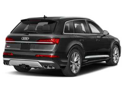 2021 Audi SQ7, $45000. Photo 2