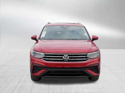 2022 Volkswagen Tiguan, $0. Photo 2