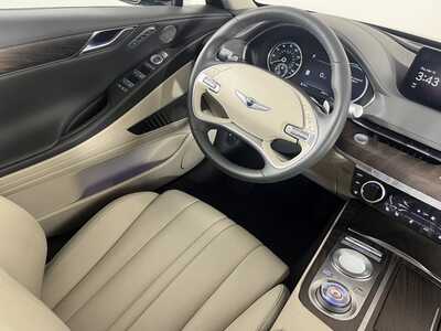 2022 Genesis G80, $32998. Photo 9