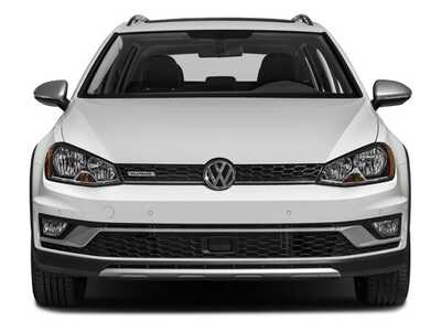 2017 Volkswagen Golf, $15000. Photo 7