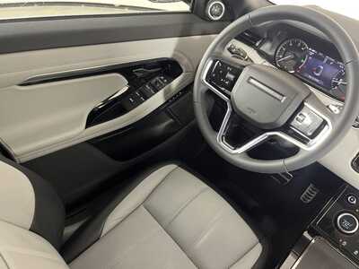 2023 Land Rover Range Rover, $0. Photo 9