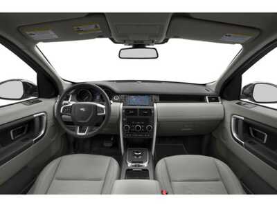 2019 Land Rover Discovery, $15998. Photo 8