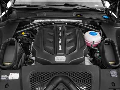 2016 Porsche Macan, $0. Photo 12