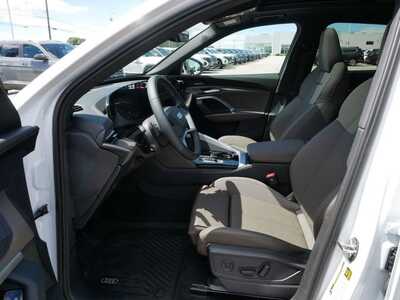 2025 Audi Q5, $61300. Photo 7
