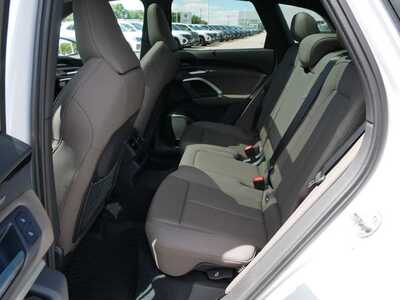 2025 Audi Q5, $61300. Photo 9