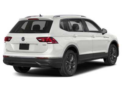 2022 Volkswagen Tiguan, $22498. Photo 2