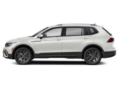 2022 Volkswagen Tiguan, $22498. Photo 3