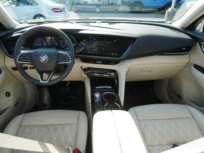 2022 Buick Envision, $0. Photo 9