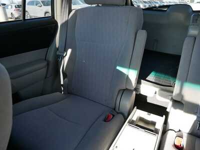 2011 Toyota Highlander, $8498. Photo 12