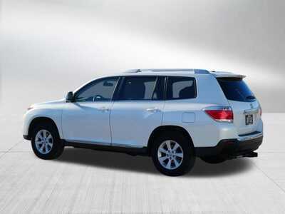 2011 Toyota Highlander, $8498. Photo 5